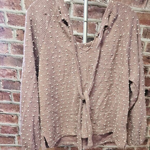 Women's FLOWER & FEATHER Textured Polka Dot Crop Sweater Large - Picture 10 of 10